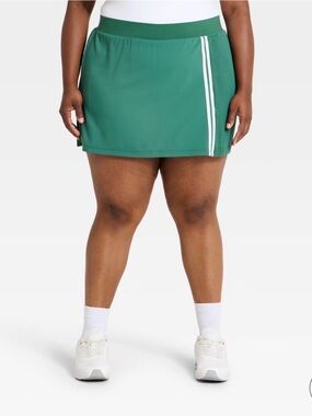 Plus Size Green Active Skort with Side Stripe